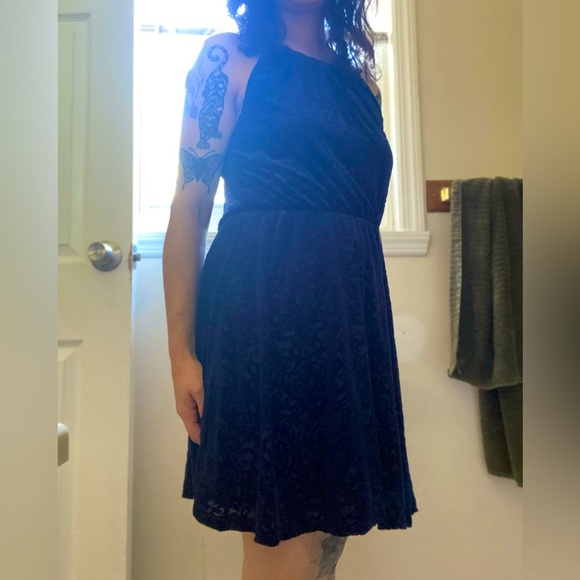 Blue velvet dress - Picture 2 of 6